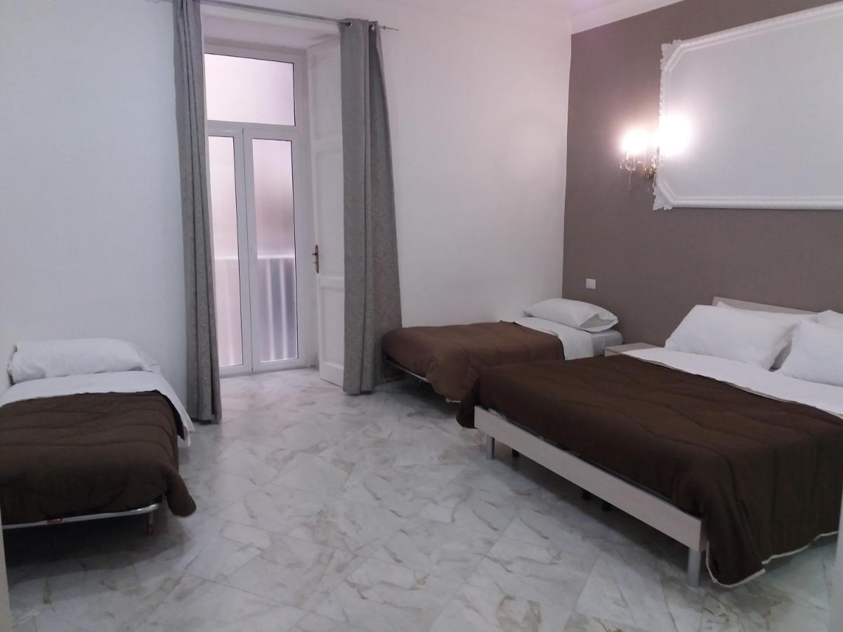 B&Bhotel Emmanuel Napoli Extérieur photo