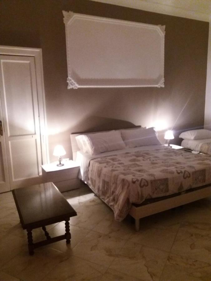 B&Bhotel Emmanuel Napoli Extérieur photo