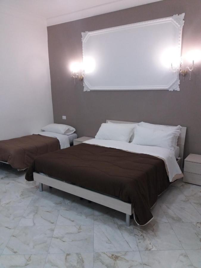 B&Bhotel Emmanuel Napoli Extérieur photo