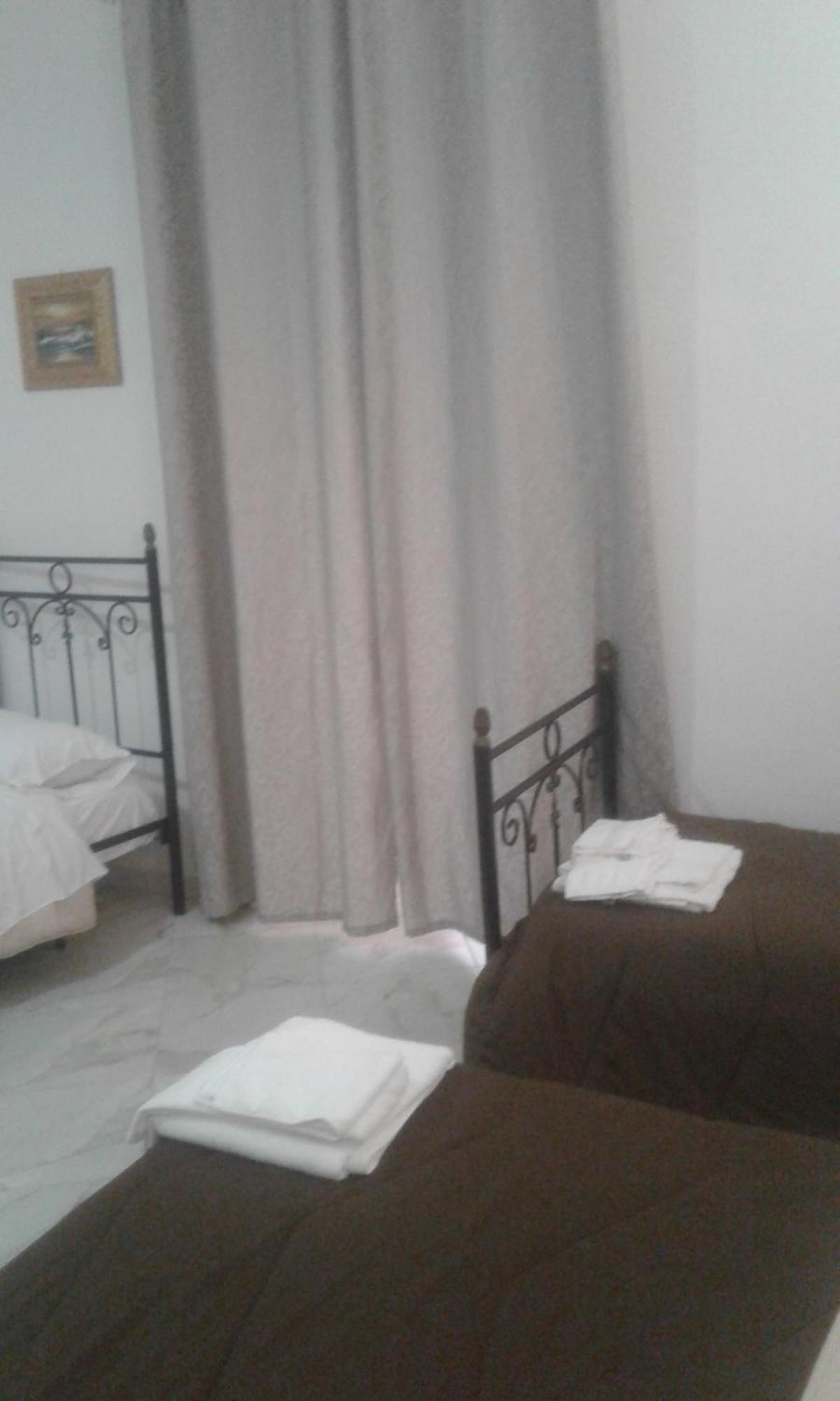 B&Bhotel Emmanuel Napoli Extérieur photo
